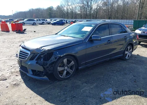 2011 Mercedes-Benz E 350 z USA, uszkodzony, nr VIN WDDHF5GB0BA396357